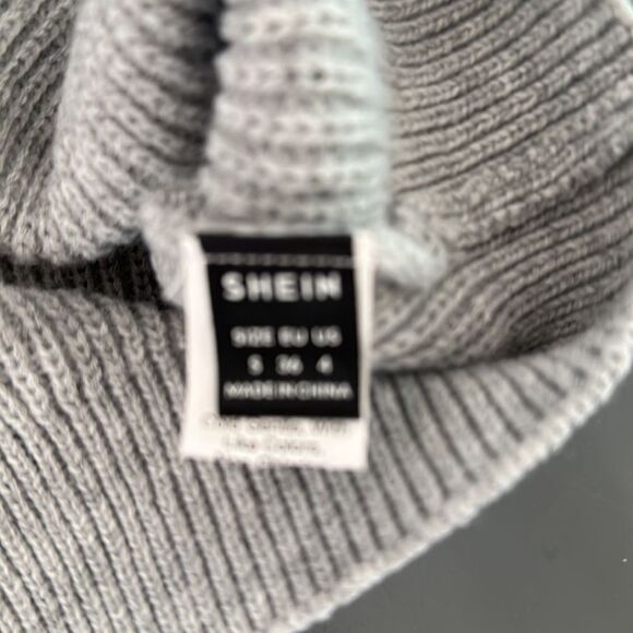 NWOT-SHEIN LACE SWEATER - Picture 8 of 8